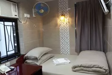 پانسیون Tom's Guest House