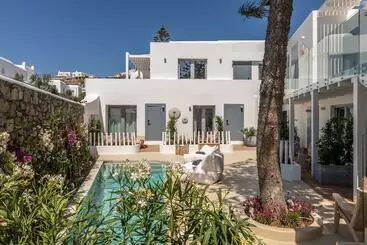 هتل Oniro Suites