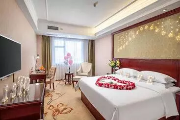 Vienna Hotel Guilin North Road