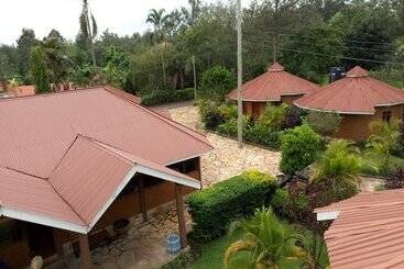 هتل Kilimanjaro Eco Lodge