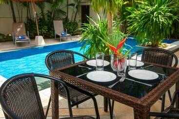 관광객 아파트 Villa Bulan