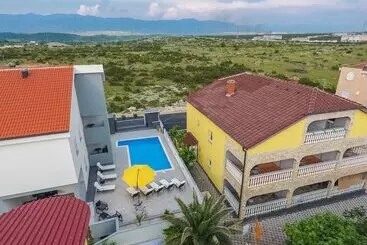 ペンション Pool Apartments Lucky Luke