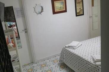 تختخواب و صبحانه Villa Iscla Maison D'hôtes