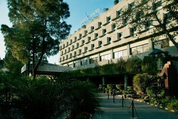 فندق Avari Lahore