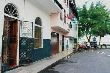 Weills Amazon Backapcker   Hostel