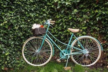 تختخواب و صبحانه Ecocasa Lema Ii