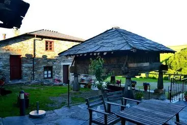 آپارتمان‌های توریست‌ها Apartamentos Rurales Ron