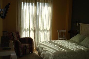 ホテル Posada La Desmera