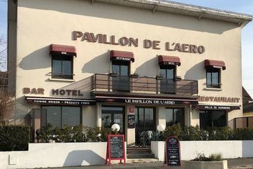 ホテル Hôtel Le Pavillon De L Aéro