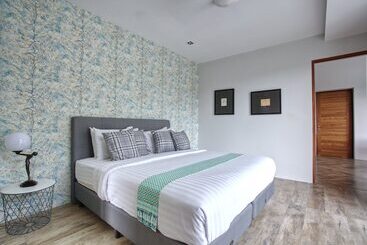 Apartamente turistice Picasso Villa Phuket   Pablo