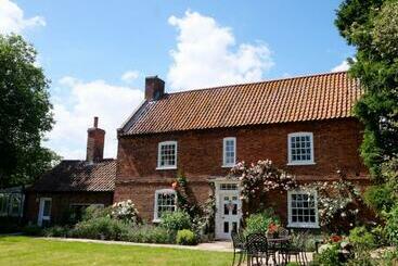 צימר Lut S Place