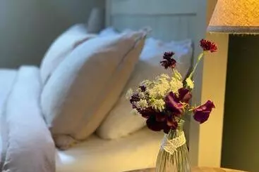 Bed and Breakfast Lut S Place