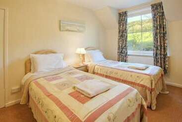 کلبه Cutlar's Lodge