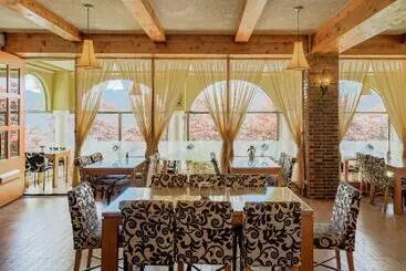 هتل Egmont Resort