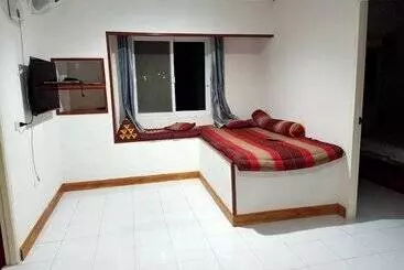 Hotelli Les Collines Resort