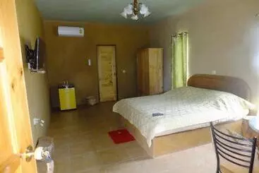 ペンション Baandin Resort