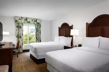 استراحتگاه Hampton Inn & Suites San Juan