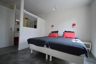 تختخواب و صبحانه Art Home Bnb