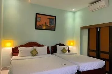 پانسیون Hoi An Sea Sunset Villa & Bar