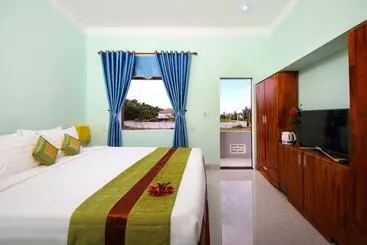 پانسیون Hoi An Sea Sunset Villa & Bar