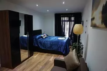 Apartaments turístics Victoria House Apartments