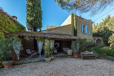 مبيت وإفطار Mas De Foncaudette