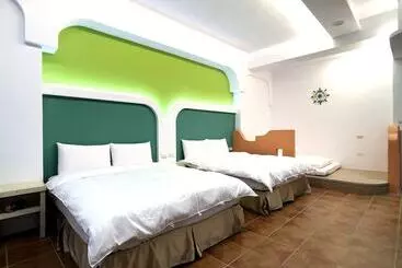 تختخواب و صبحانه Kenting True Color Hostel