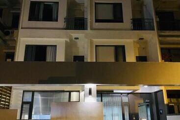 تختخواب و صبحانه Kenting True Color Hostel