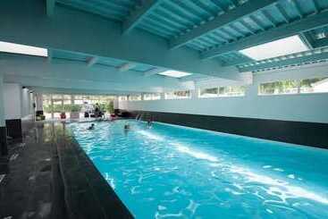 Hôtel Camping L'abri Des Pins