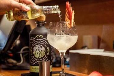 Hotel King's Head Inn