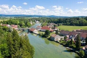 ホテル Camping Les Pêcheurs