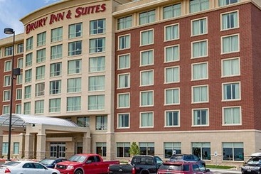 هتل Drury Inn & Suites Charlotte Arrowood
