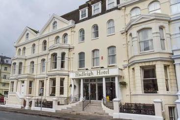 فندق Hadleigh