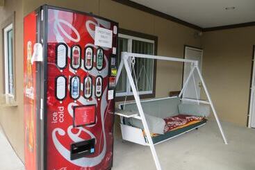 Szálloda Scottish Inn & Suites