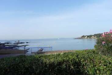 پانسیون B&b Le Clos Des Vignes Saint Raphael