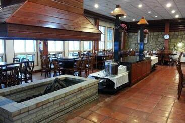 هتل Huis Ten Bosch