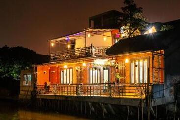 هتل Mai Place Homestay