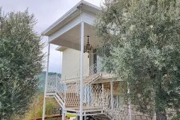 Otel Naturla Göl Evi