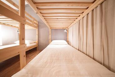 پانسیون Story Inn City