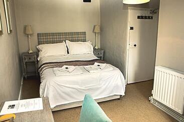 Bed and Breakfast The White Bear