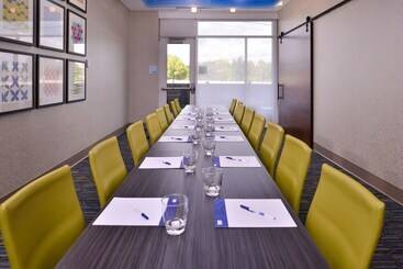 호텔 Holiday Inn Express & Suites Mall Of America Msp Airport, An Ihg