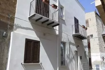 تختخواب و صبحانه Agrigentumbreakfast