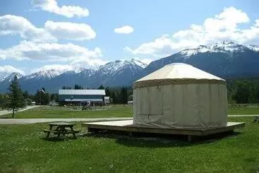 Landhotel Golden Eco Adventure Ranch