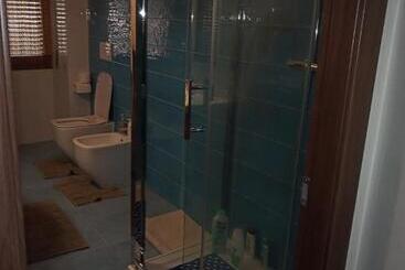 Bed and Breakfast Colors House