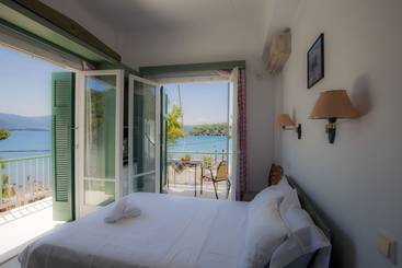 Отель Neorio Bay