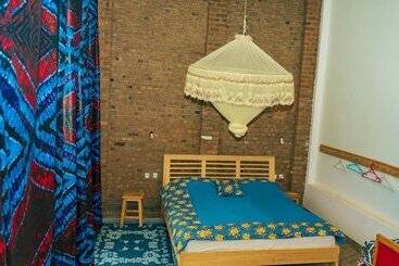 مبيت وإفطار Isange Paradise Resort