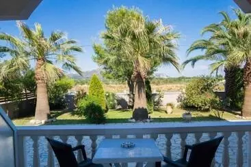 آپارتمان‌های توریست‌ها Denise Apartments