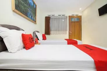 Pensione Reddoorz At Pandan Inn Batu