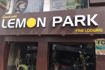Fabhotel Lemon Park