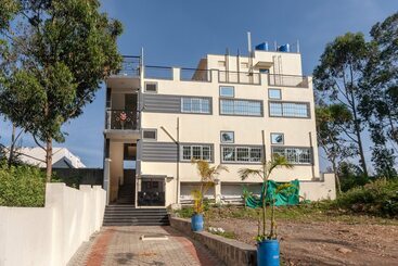 Hotel Deepam Resort By Oyo Rooms